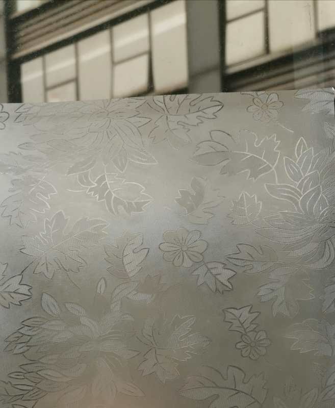 Samolepicí transparentní fólie 40-004 Lístky - šíře 40 cm