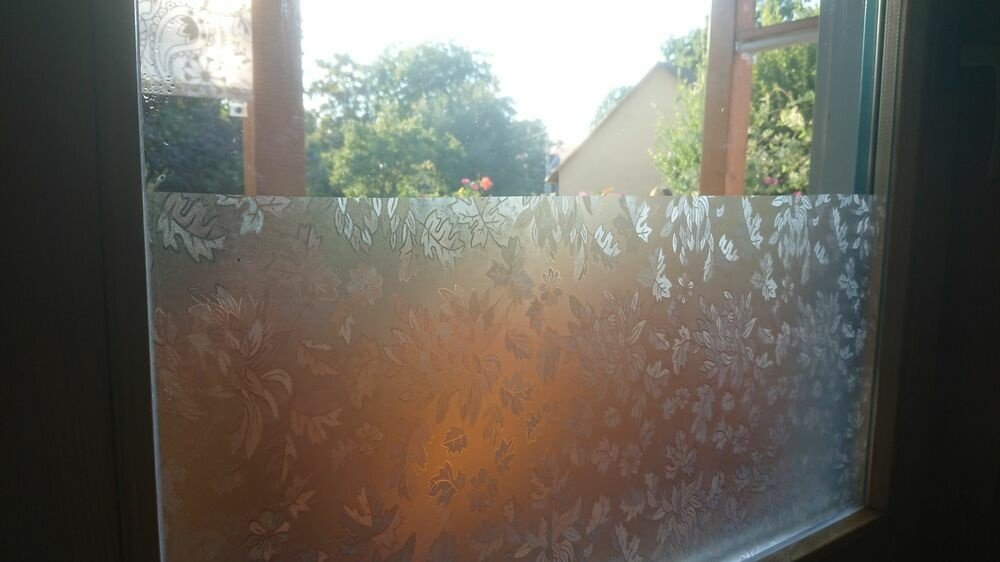 Samolepicí transparentní fólie 121-004 Lístky - šíře 122 cm