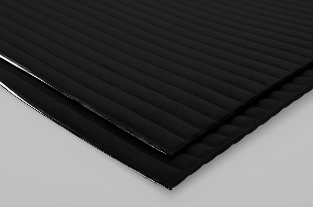 3D samolepicí VELVET obklad černé minipruhy - 0,69 x 1,4 m