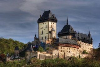Vliesová fototapeta Dimex Karlštejn XL-111 330x220 cm