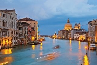 Vliesová fototapeta Dimex Grand Canal XL-115 330x220 cm