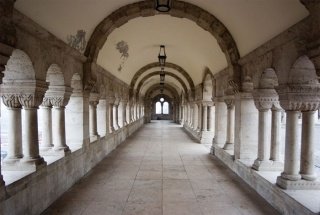 Vliesová fototapeta Dimex Ancient Corridor XL-125 330x220 cm