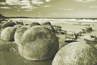 Vliesová fototapeta Dimex Moeraki Grey XL-181 330x220 cm