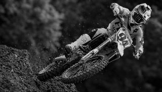 Vliesová fototapeta Motocross 350 x 240 cm